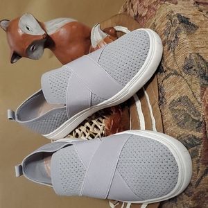 Lucky Brand Canvas Slipper Grey Size 7.5 Women Very Clean Inside & Out!